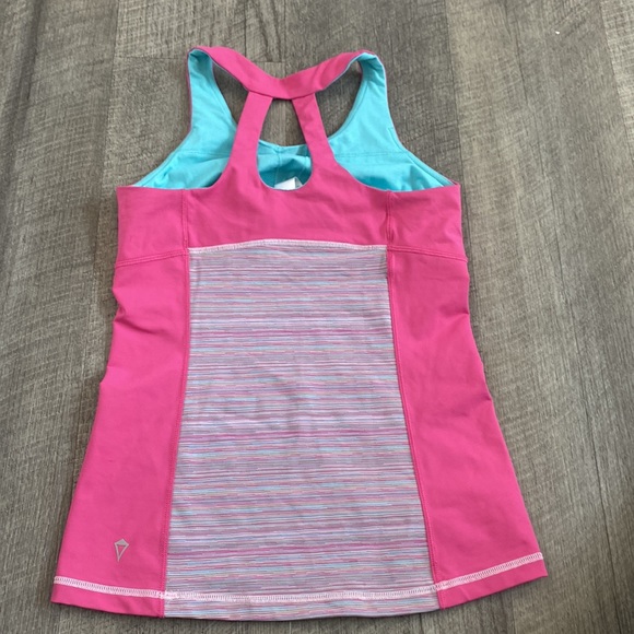 Girls ivivva pink work out tank by lululemon - Picture 2 of 4